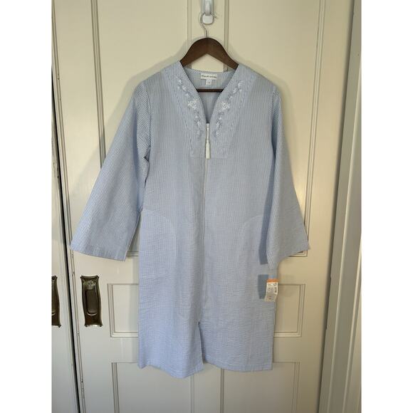 Miss Elaine Embroidered Seersucker Full Zip Robe Womens Size Small Blue NWT - Picture 1 of 8